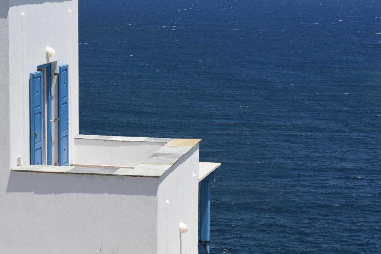 Admiral's * Loutra (Kythnos)